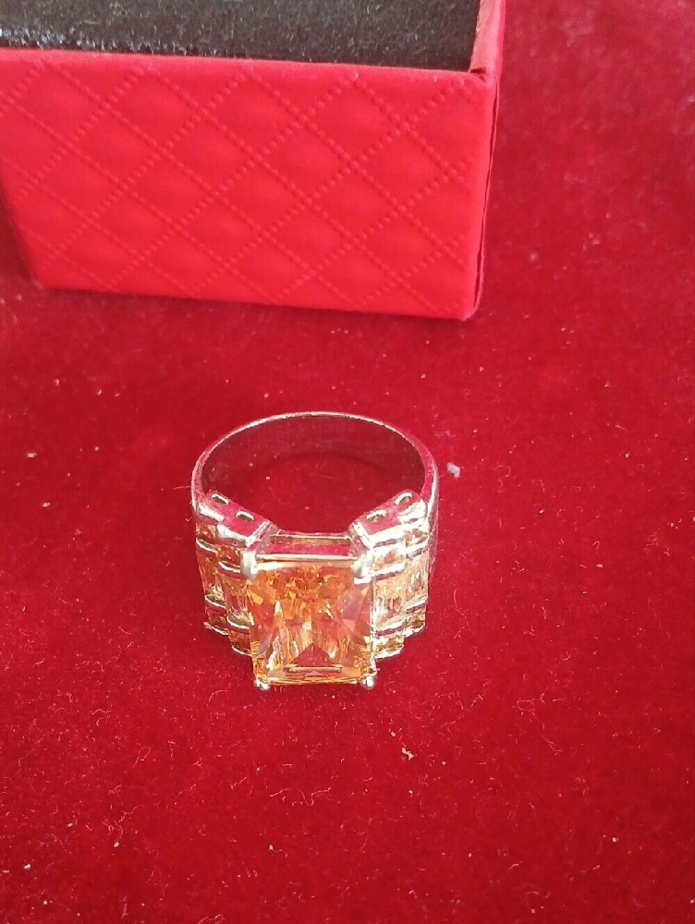 Champagne Crystal Statement Ring - Women Jewelry - Picture 2 of 6